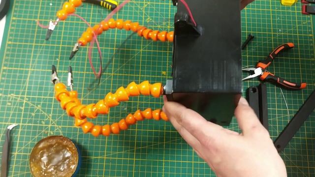 DIY Solder Station - How to make helping hand - 3d printed смотреть онлайн