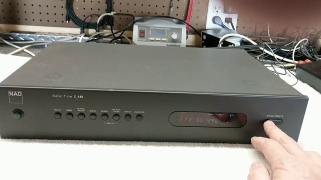 NAD C 440 Tuner 1 смотреть онлайн
