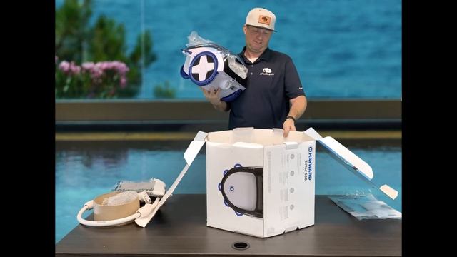 What's in The Box - Hayward Trivac 500 смотреть онлайн