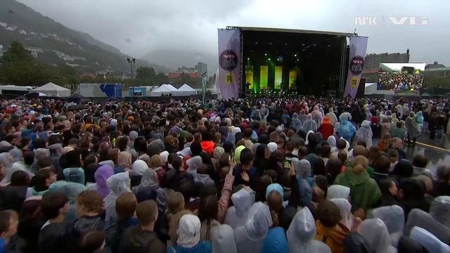 Omar Rudberg at VG-Lista, Bergen 13.07.22 (full) + Ballinciaga - Dans på bordet смотреть онлайн