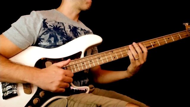 LEARN A GREAT SLAP BASS TRIPLET IN 3 Min (Slap Bass Groove Lesson) смотреть онлайн