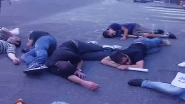 Flash Mob Anti-nucleare spot (organizzato da Lo Sai Catania) смотреть онлайн