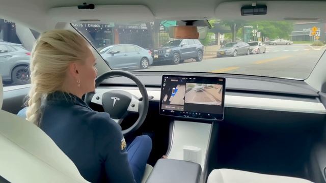 Tesla Autopark 👍 смотреть онлайн