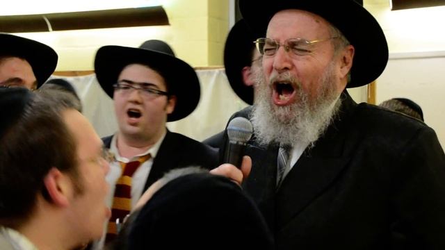 Purim 2013 Ner Israel Video reb Sheftel Sings Modzitzer Shoshanas Yaakov смотреть онлайн