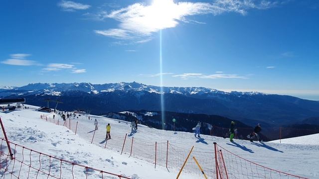 Высота 2320м. Роза Пик — горная вершина, расположенная на курорте «Роза Хутор» в Сочи смотреть онлайн