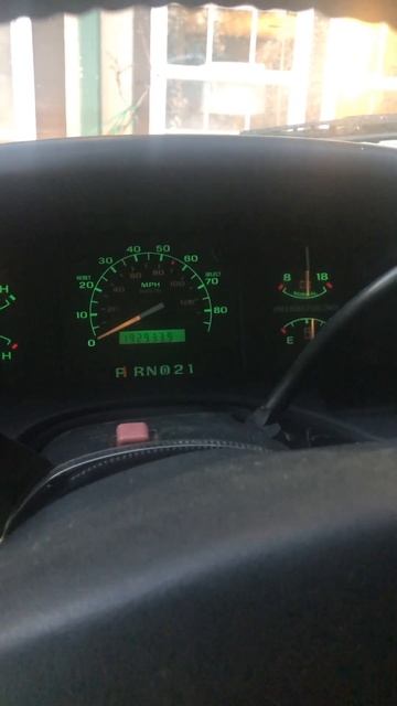 94 F150 351W 5.8L V8 E4OD Voltage drop when recovering from throttle смотреть онлайн