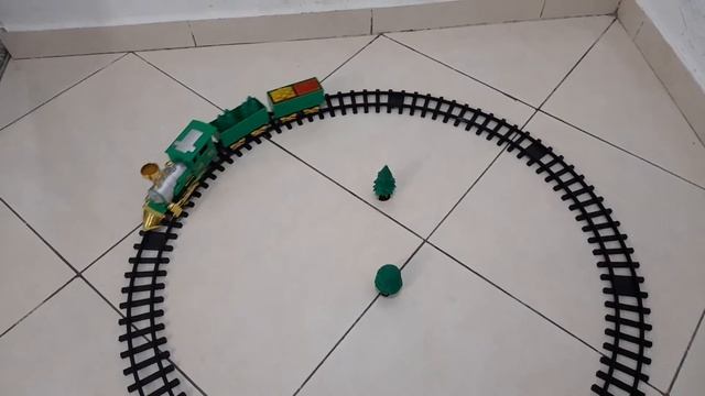 Train enfant, kids train,train jouet, Treno , खिलौना रेलगाड़ी, Игрушечный поезд, , 玩具火车, لعبة القطا смотреть онлайн