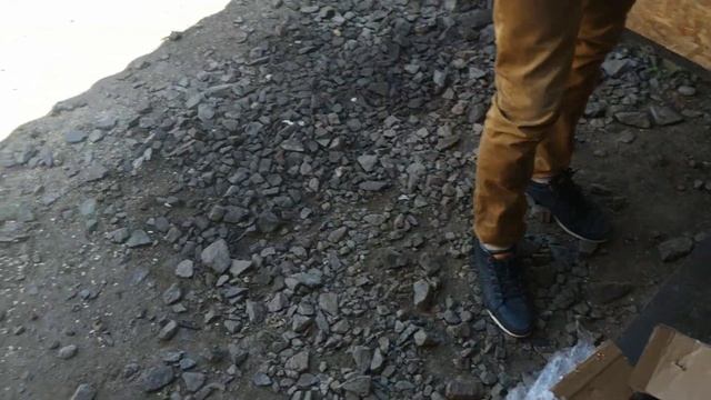 Приехал друг Санька привез подарки для проекта смотреть онлайн