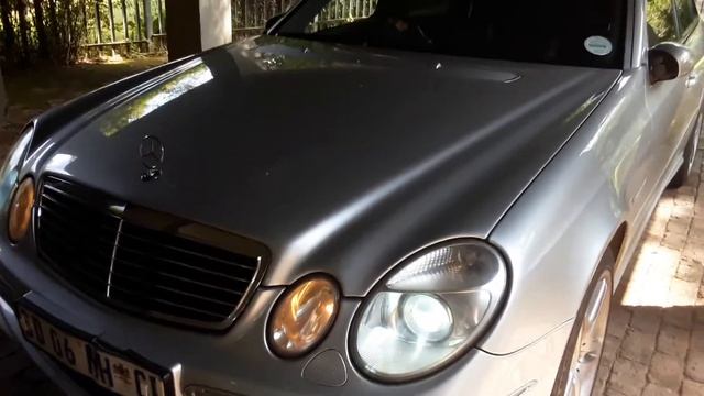 Mercedes-Benz E55 AMG KOMPRESSOR Start-up смотреть онлайн