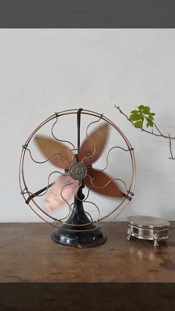GEC Antique brass fan смотреть онлайн