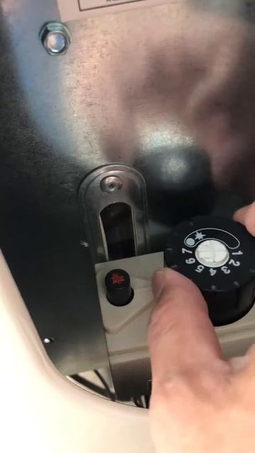 燃气暖气的使用方法How to use gas heating Lampart смотреть онлайн