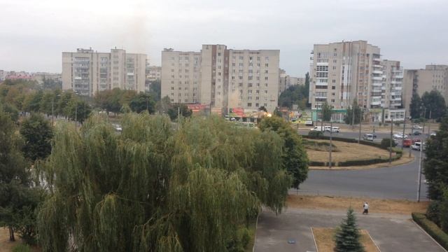 У Луцьку загорівся тролейбус з людьми під час руху смотреть онлайн