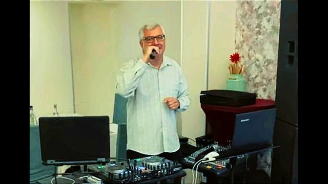 SOLIST DAIA CATALIN / MAMA CU LACRIMI AMARE / LIVE смотреть онлайн