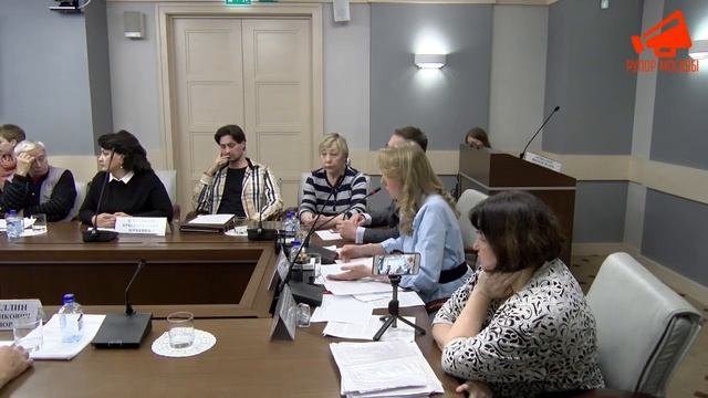 Депутат Мосгордумы Е.Енгалычева подводит итоги "Круглого стола" по Бадаевскому заводу. 9.10.2019 смотреть онлайн