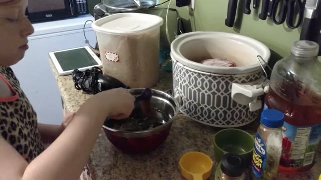 Hot Deli Ham Sandwiches for the Crock pot смотреть онлайн