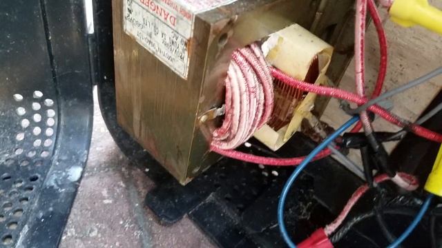 Homemade stick welder made from 2 microwave oven left for curbside pickup смотреть онлайн