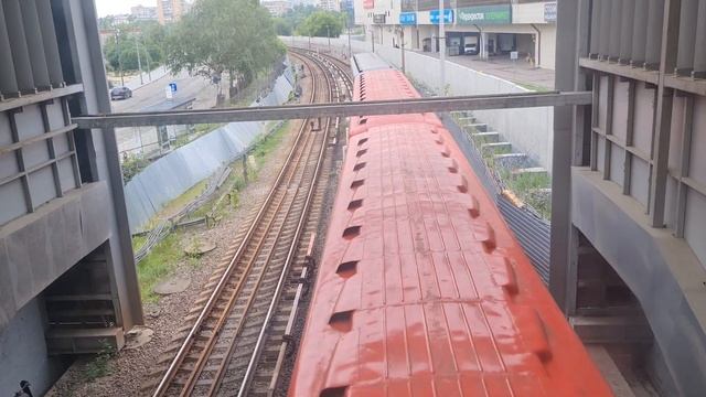 Номерной отправляется со станции Технопарк смотреть онлайн