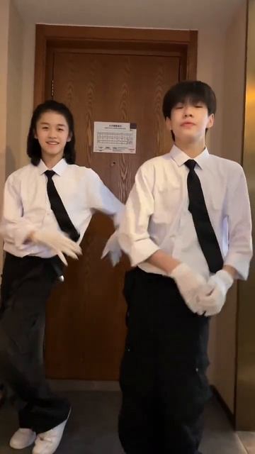 If you don't sleep, we're going to dance. Good night, miss. смотреть онлайн