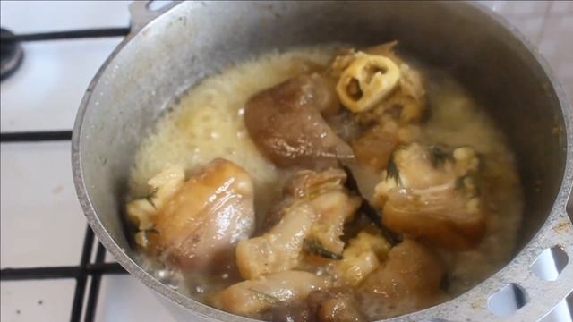 Bouillon De Patte De Bœuf / бульон из говяжьих ног