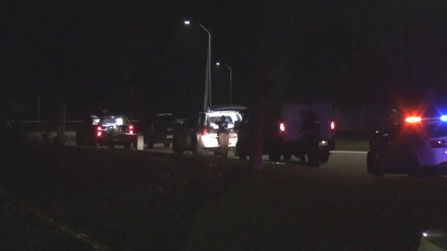 Teen killed after fight during pickup basketball game in gated Humble community. смотреть онлайн