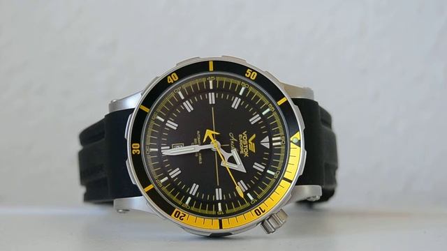 nh25 strange seconds hand смотреть онлайн