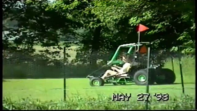 Manco Dingo Deuce Go Kart