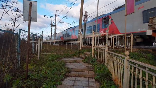 Электропоезд ЭС2Г-033/028 "Ласточка". смотреть онлайн