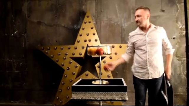 Saturn Magic - The Production Table (V4) by Victor Voitko (Gimmick and Online Instructions) - Trick смотреть онлайн