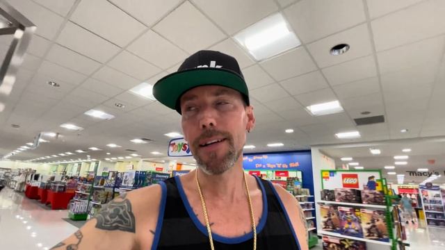 I FOUND NEW HOT WHEELS PREMIUMS AT TOYS R US! I ALSO FOUND THE NEW 2023 P CASE BUT A CAR WAS MISSIN