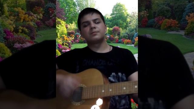 Песня под гитару Живёт девушка смотреть онлайн