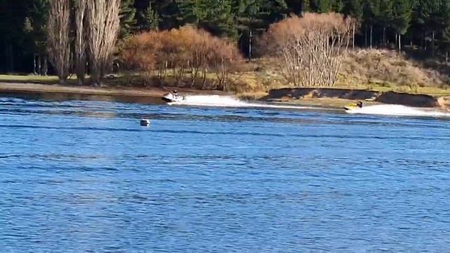 Propski vs Sea Doo смотреть онлайн