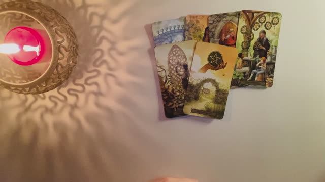 ❗️🌺КТО ИЛИ ЧТО ВАС ПОРАДУЕТ В БЛИЖАЙШЕЕ ВРЕМЯ?❗️❣️ТАРО ГАДАНИЕ ОНЛАЙН смотреть онлайн