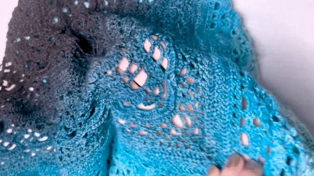 Right Side and Wrong Side of Crochet | Beginner Crochet Lesson | Crochet Unraveled смотреть онлайн