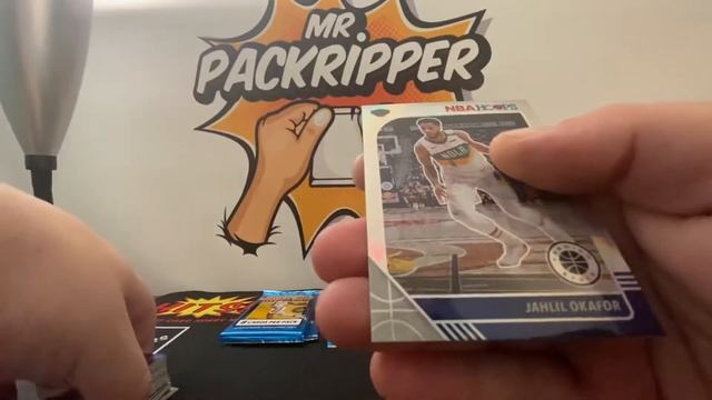 2019-2020 NBA HOOPS Premium Stock Retail Mega Box! Blue Cracked Ice Prizms! GIVEAWAY AT 1000 SUBS! смотреть онлайн