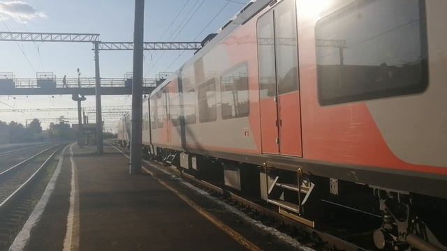 ЭС2Г-161 "Ласточка" следует в депо смотреть онлайн