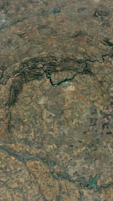 Крупнейший ударный #кратер на Земле - вид из космоса на Вредефорт #shorts смотреть онлайн