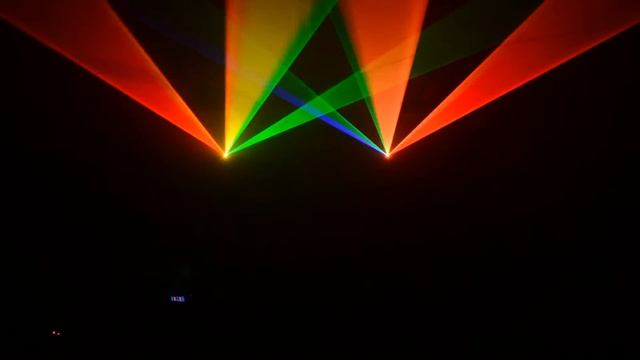 Laser Show Practice Kam Hyper 3D and Pangolin Beyond software смотреть онлайн