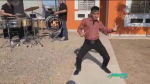 Joy Division в исполнении мексиканского пацана