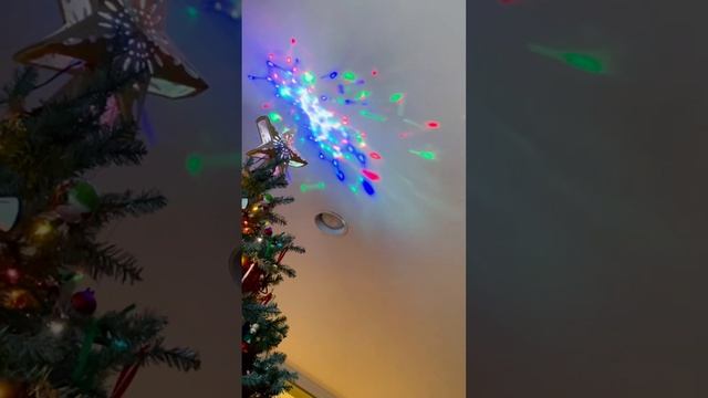 Christmas 2021 - created by my iPhone смотреть онлайн