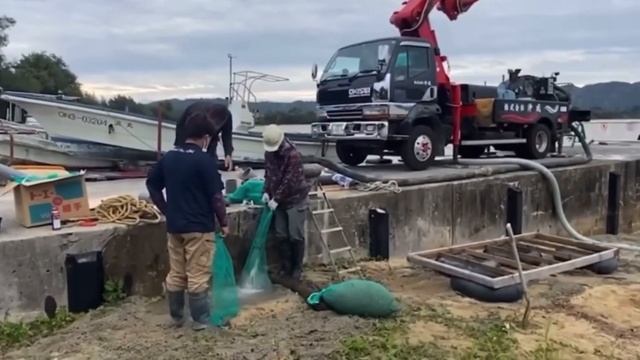 琉芯圧送連合コンクリートポンプ車作業風景 Putzmeister EVERDIGM