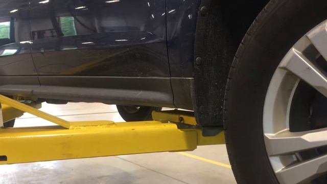 Improperly Positioned Lift Arms смотреть онлайн