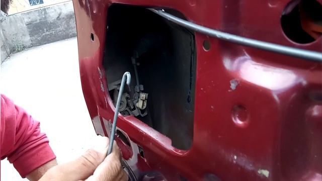 COMO CAMBIAR JALADERA DE PUERTA DELANTERA DE FIESTA смотреть онлайн