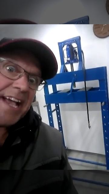 presse hydraulique vidéo 2 смотреть онлайн