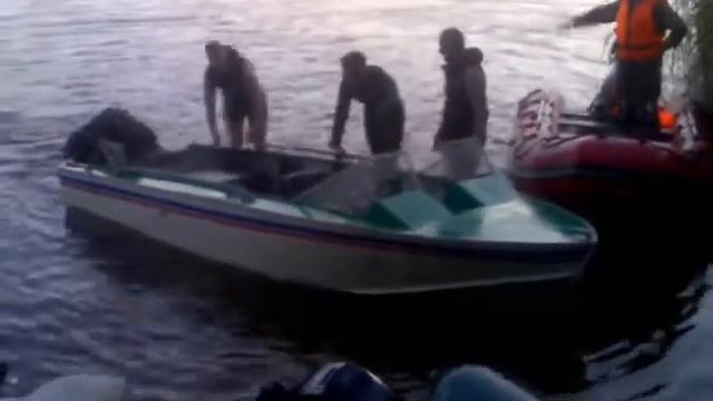 Лодка, утонувшие оз Белое