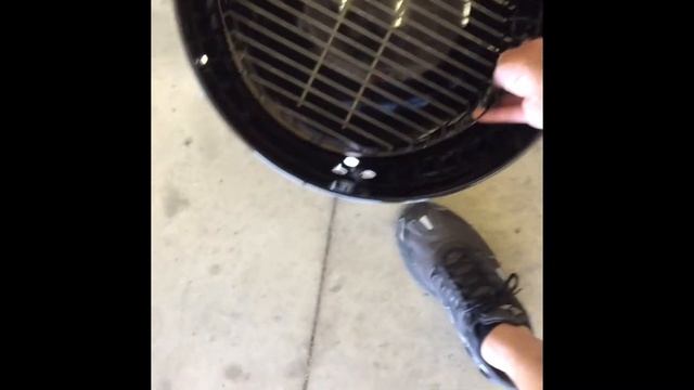 Weber Smokey Mountain Overview And Burn In смотреть онлайн