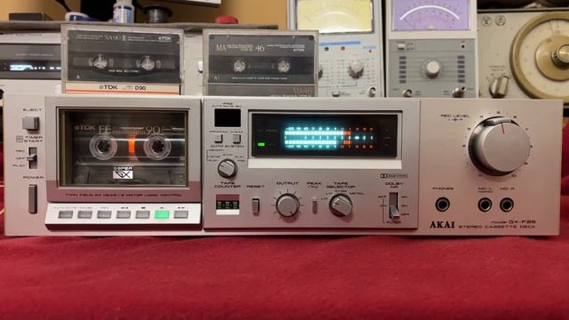 Дека Akai GX-F35