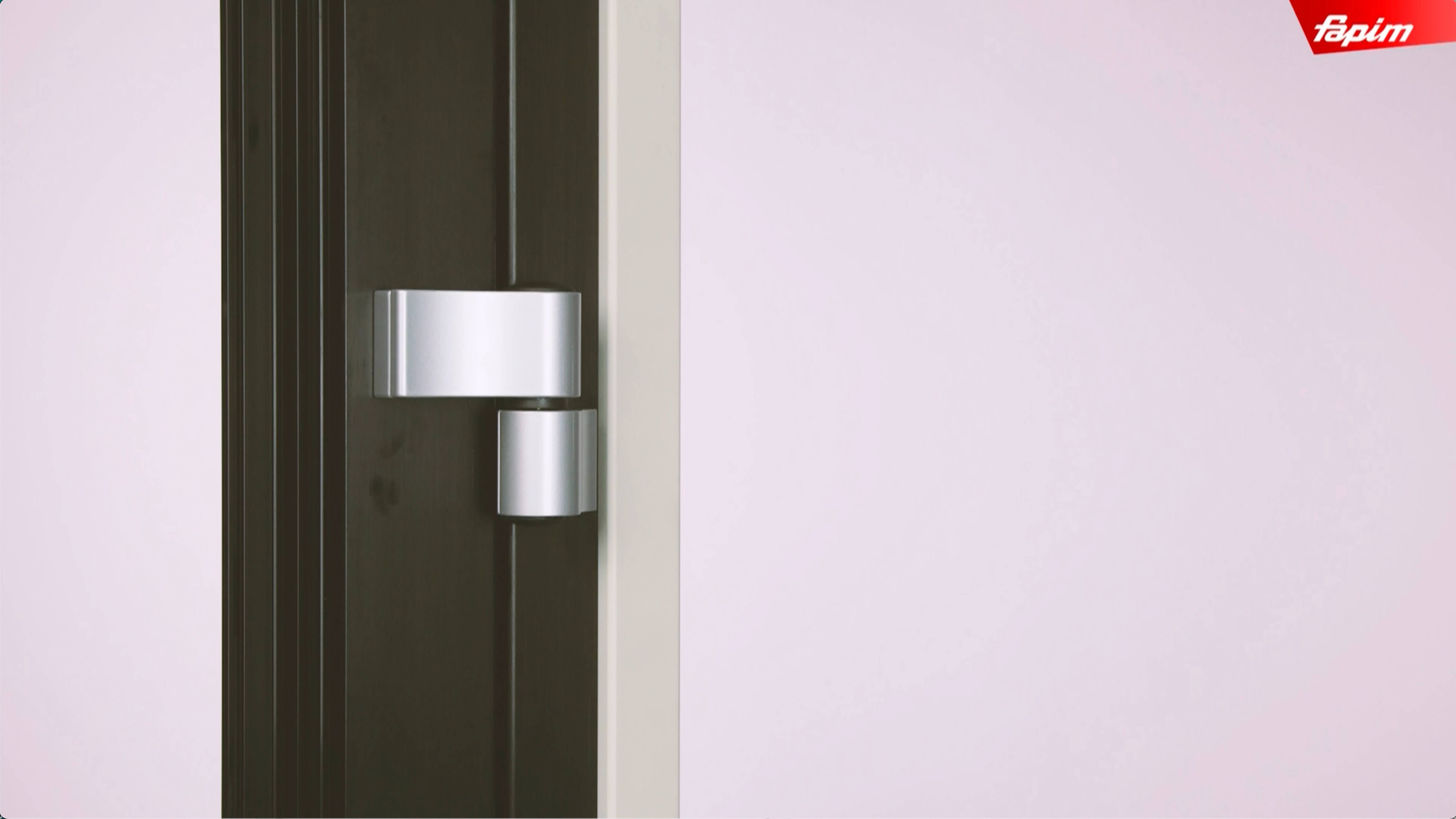 EN_LOIRA+ 2wings_LR_V_LOI2_02_01_11-18