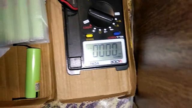 Пришла посылка, акумуляторы 18650 с алиэкспресс 3400 мАч смотреть онлайн