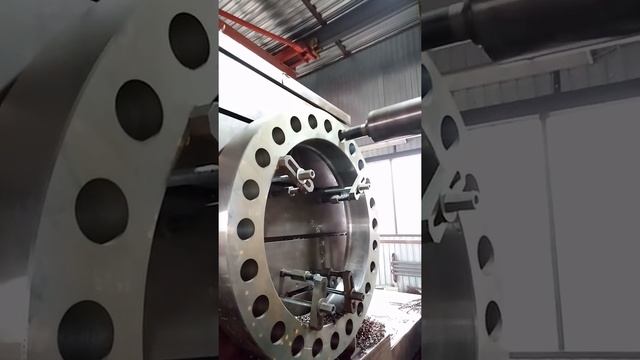 Расточка отверстий на 2А637Ф2 смотреть онлайн
