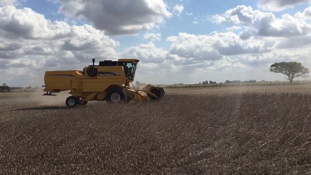Cosechadora New Holland Tc 57 смотреть онлайн